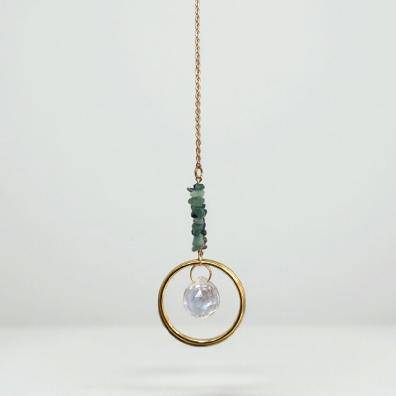 Atrapasoles Aro Dorado con Cuarzo Verde