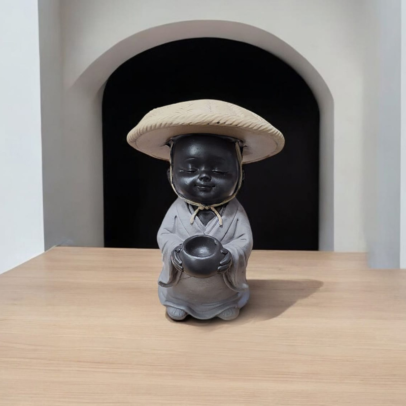 Bebe Buda Negro Sombrero Tunica Gris 11cm