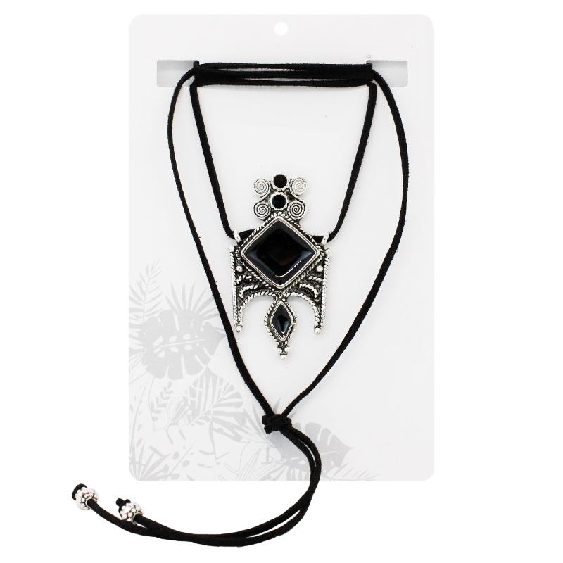 Collar Gamuza Negro con Dije Grande