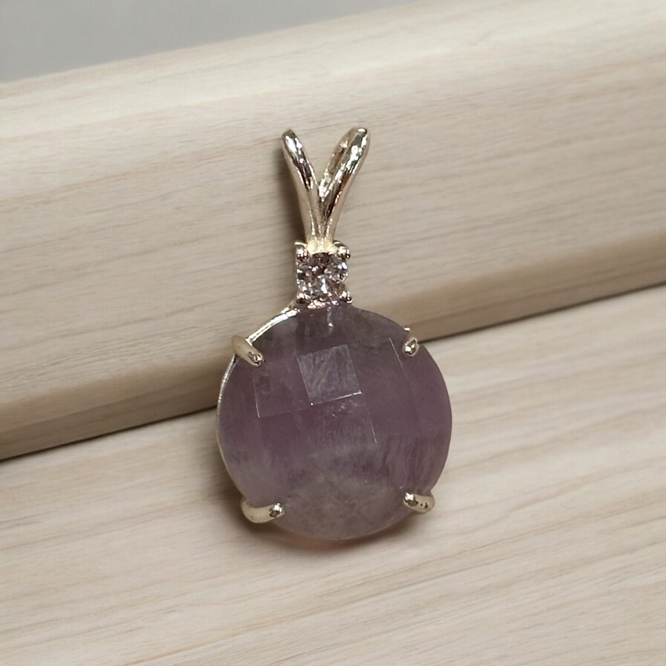 Dije Gema Amatista Facetada con Strass y Baño de Plata