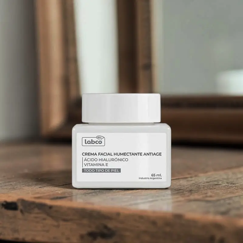 Crema Facial Humectante Antiage con Acido Hialuronico y Vitamina E 65ml, Labco