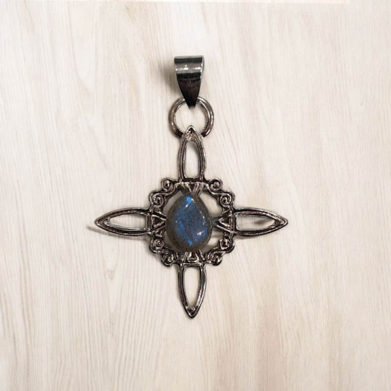 Dije Nudo de Brujas Mediano Labradorita Rolada