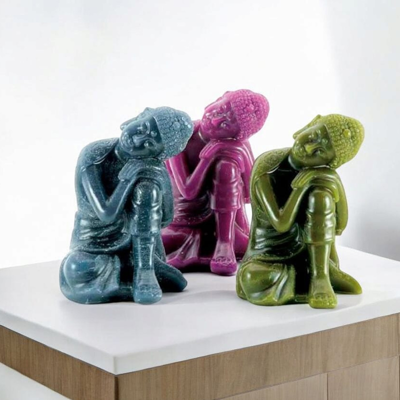 Vela Buda Recostado Colores Surtidos 9.5 x 6 cm