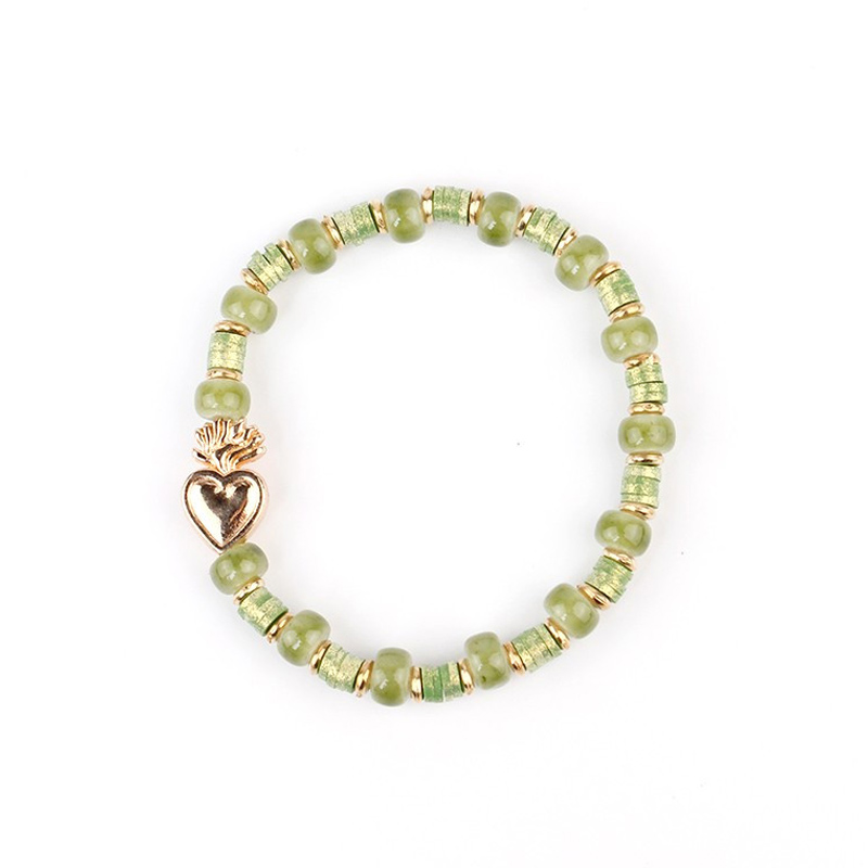 Pulsera Elastica Verde con Corazon Dorado