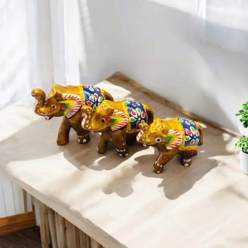 Elefante Resina Dorado Manto Azul 6cm