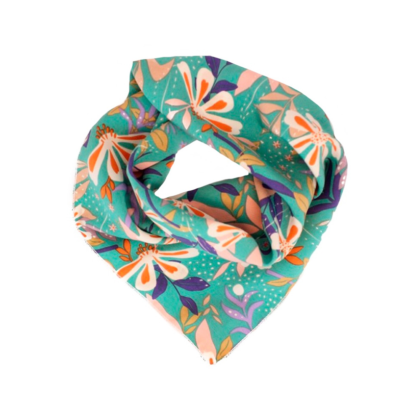 Pañuelo Flowers Green 50x50cm