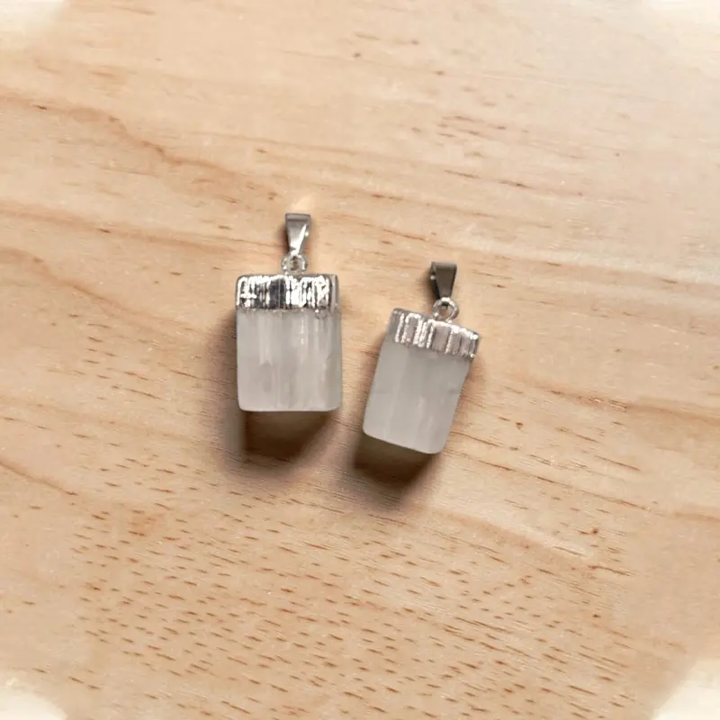 Dije Gema Selenita Barra  Baño