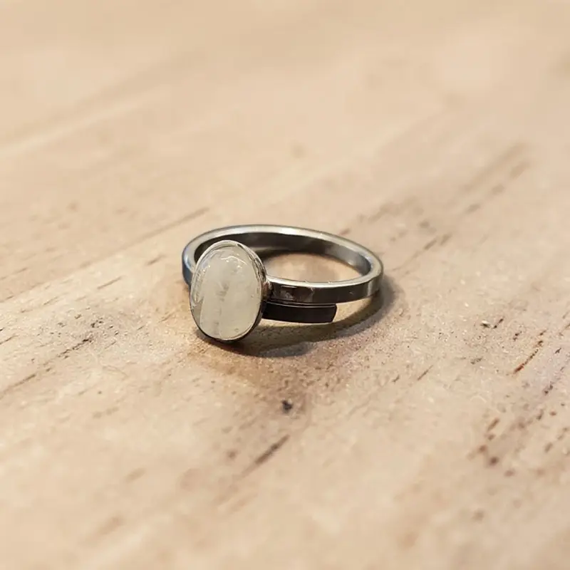 Anillo Gema Piedra de la Luna Regulable Alpaca