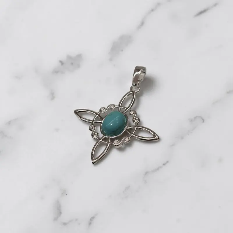 Dije Nudo de Brujas Mediano Turquesa Reconstituida Rolada