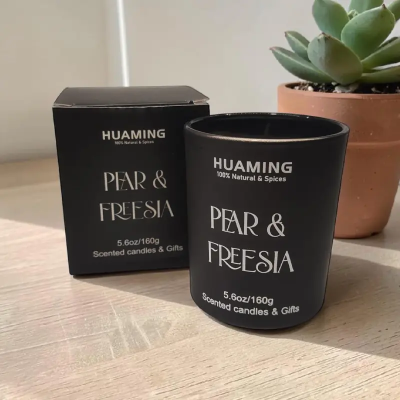 Vela Aromatica Luxury Huaming Pear & Freesia 160gr, Iluminarte