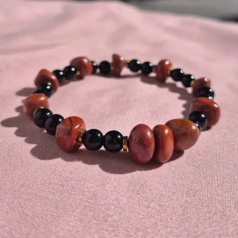 Pulsera Gema Elastica Obsidiana Negra, Jaspe Colorado y Hematite Dorado