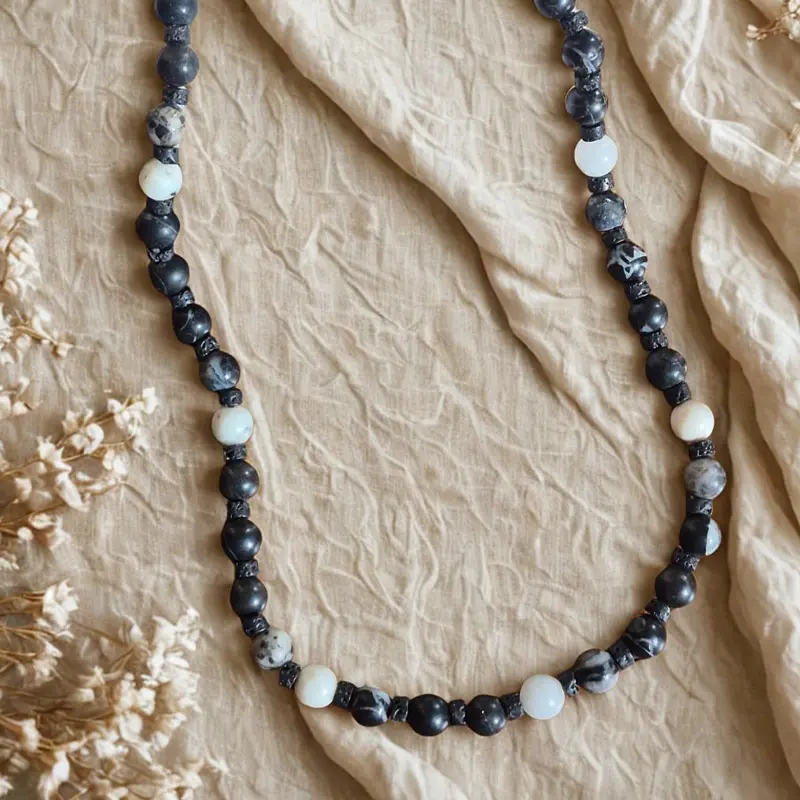 Collar Gema Jaspe Cebra con Piedra Volcanica