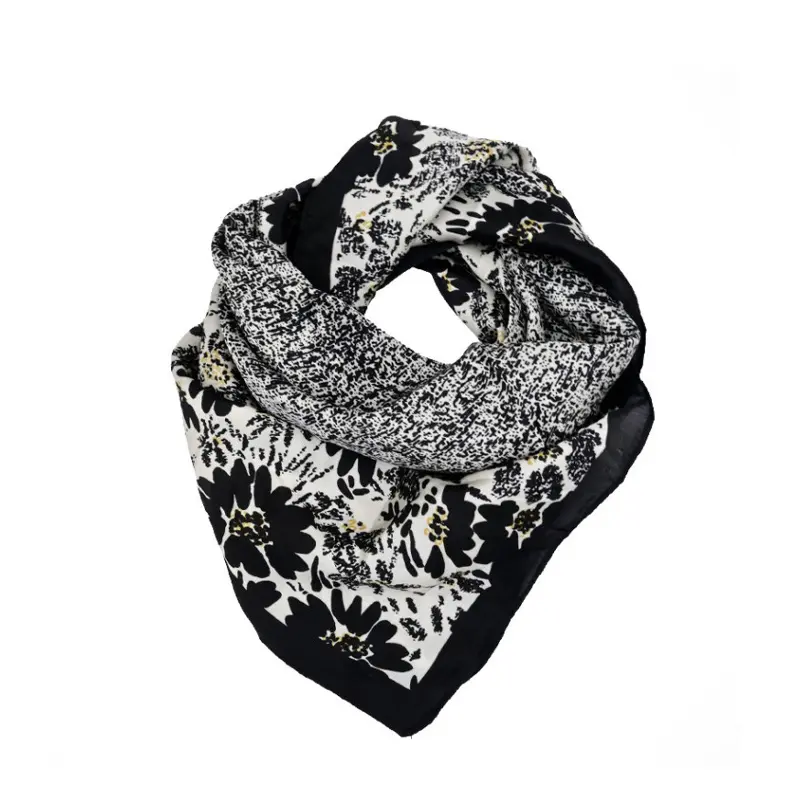 Pañuelo Black Margo 70x70cm