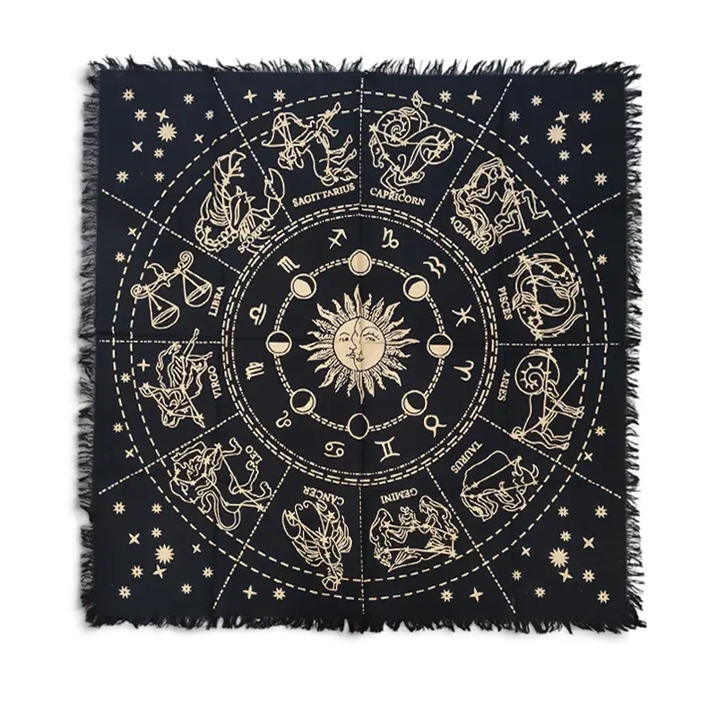 Paño de Tarot Negro Nudo de Brujas 90x100cm