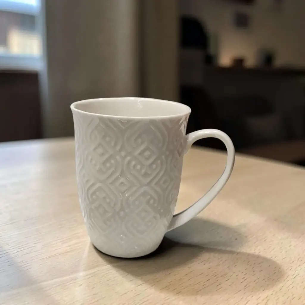 Taza Blanca con Arabescos 