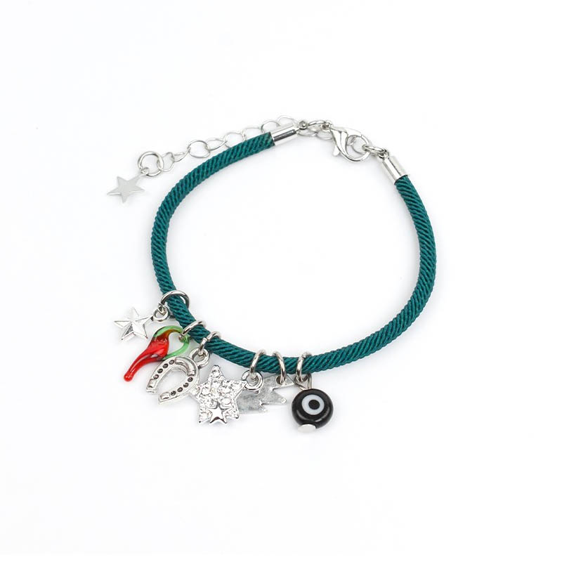 Pulsera Trendy Amulets Charms Verde Dijes Varios