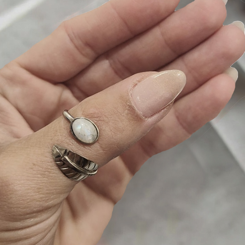 Anillo Gema Piedra de la Luna con Hoja Alpaca