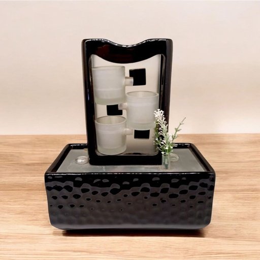 Fuente de Agua con Luz LED Mediana N°1