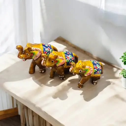 Elefante Resina Dorado Manto Azul 6cm