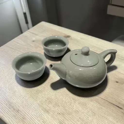 Juego Tetera con 2 Tazas