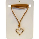 Collar con Corazon Dorado