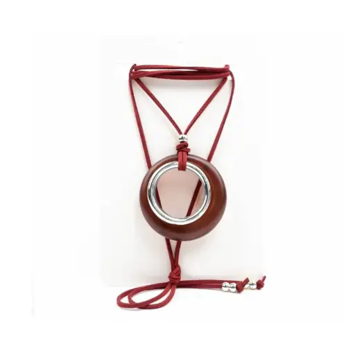 Collar de Gamuza y Dije Acrílico Bordo