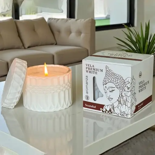 Vela Premium White Aromatica Scandal Iluminarte