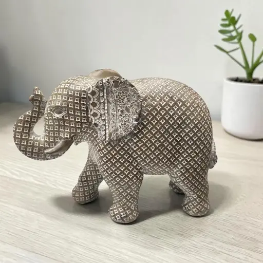 Elefante Texturizado 28cm