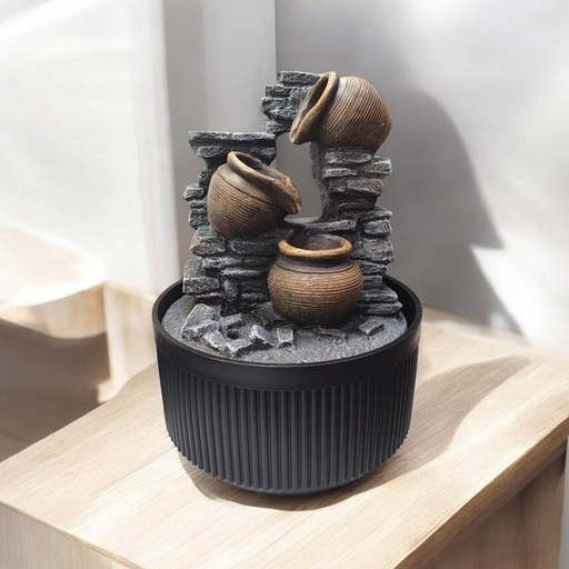 Fuente de Agua con Luz LED Mediana N°17