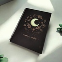 Cuaderno A4 Rayado Tapa Madera Negra Moon Child